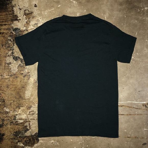 SMALL “Love is forever” graphic tee - Picture 4 of 4